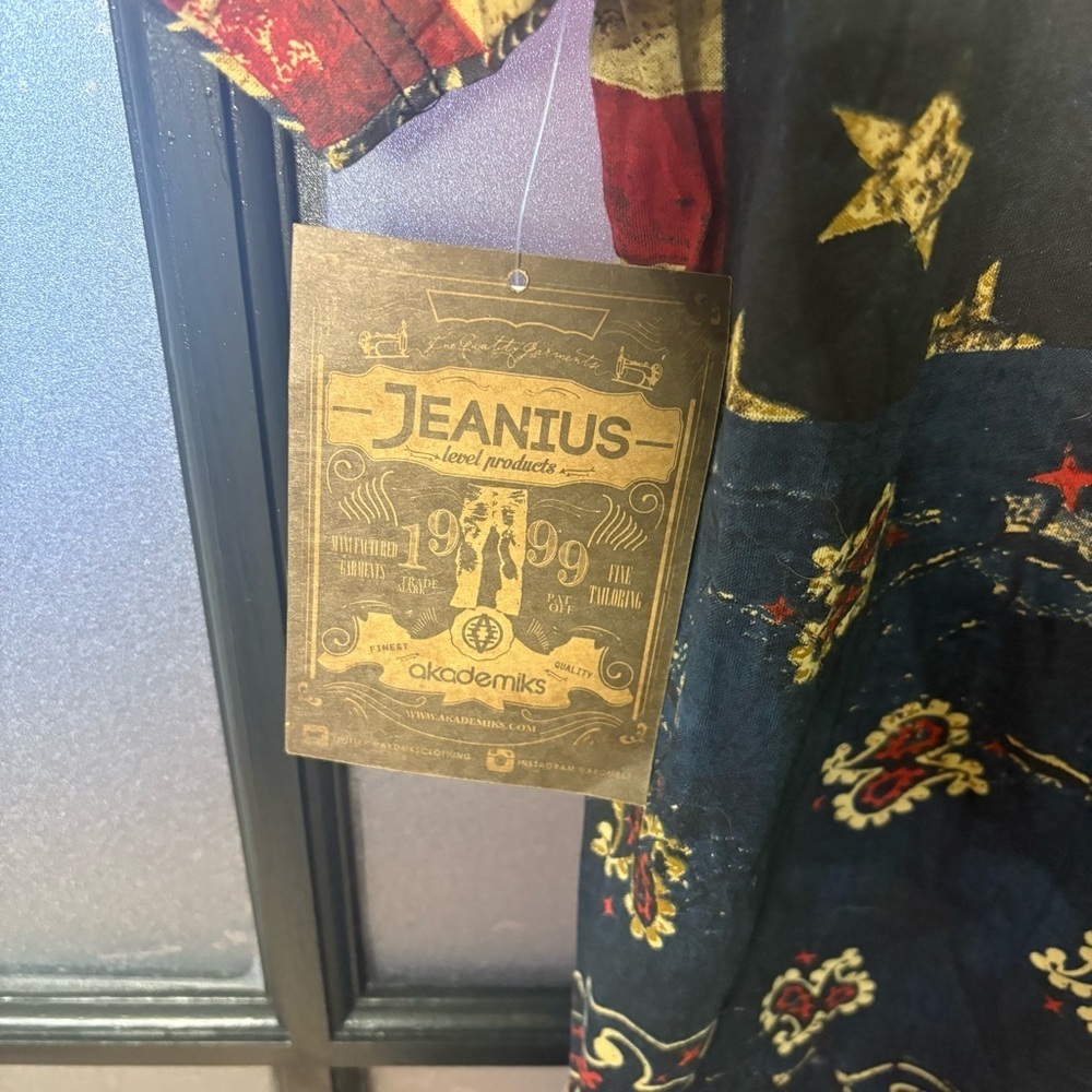 Akademiks Jeanius XL Y2K Oversized Flag Paisley Graphic Tee Streetwear - Picture 6 of 9
